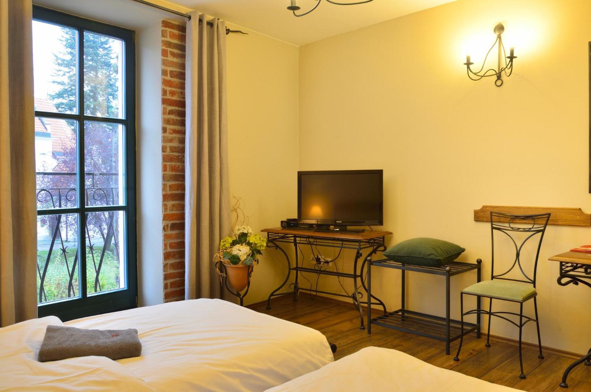 Hotel Via Ironia Vysoké Mýto Eksteriør bilde